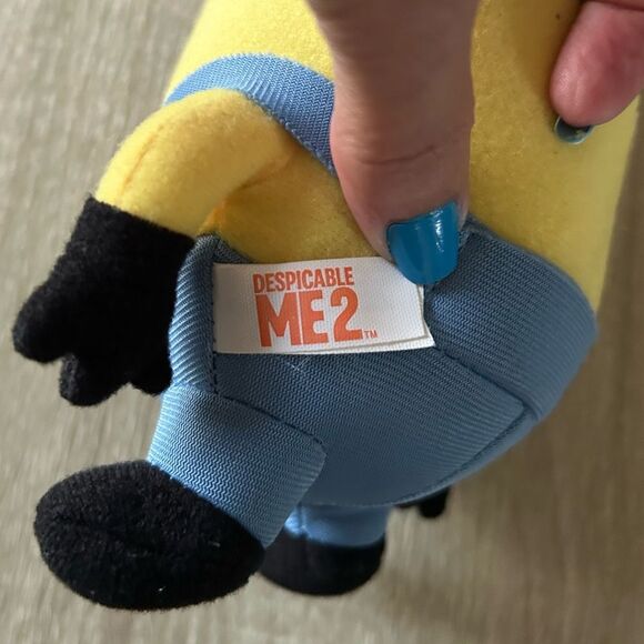 NWOT … DESPICABLE ME 2 Plush Toy - Picture 3 of 3